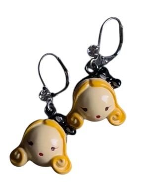 y2k harajuku lovers clasp earrings with 0.5 cz